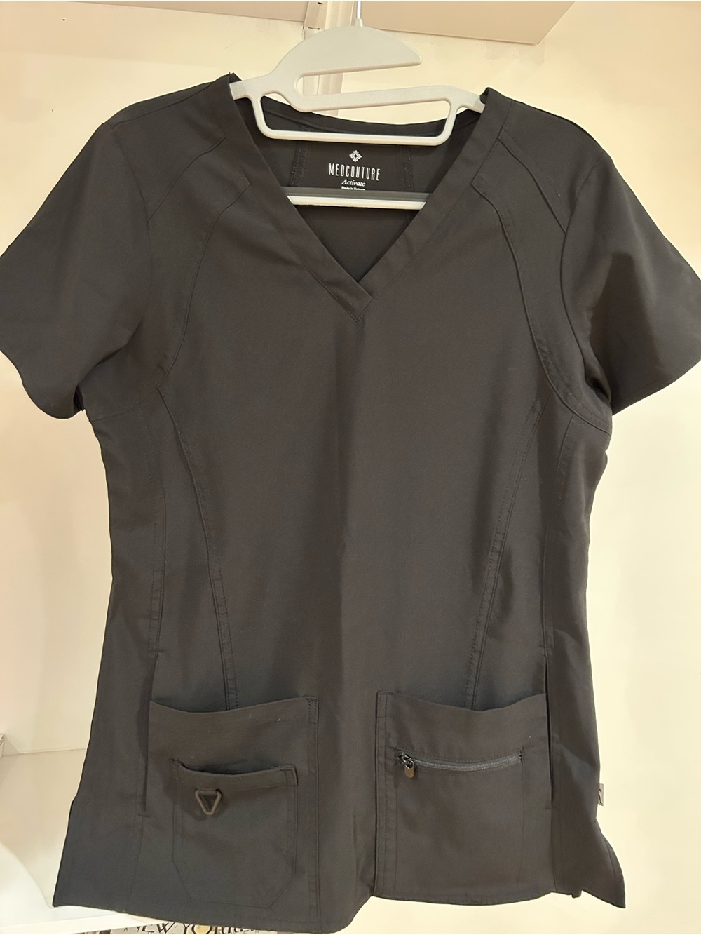 Med Couture Women's Scrub Set - size small